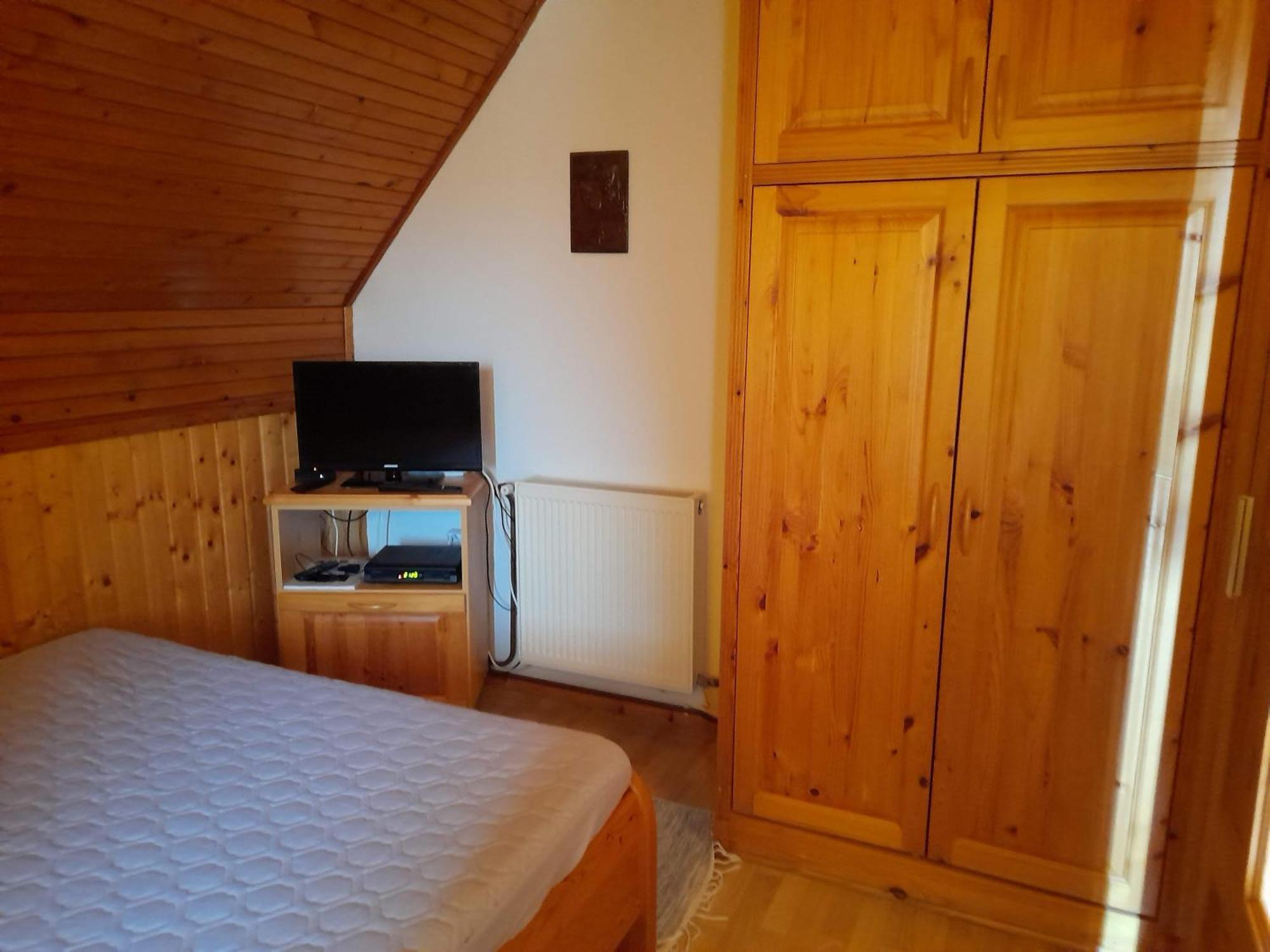 Harmonia Vendeghaz 100 Meterre Az Igali Gyogyfuerdotol Appartement Buitenkant foto