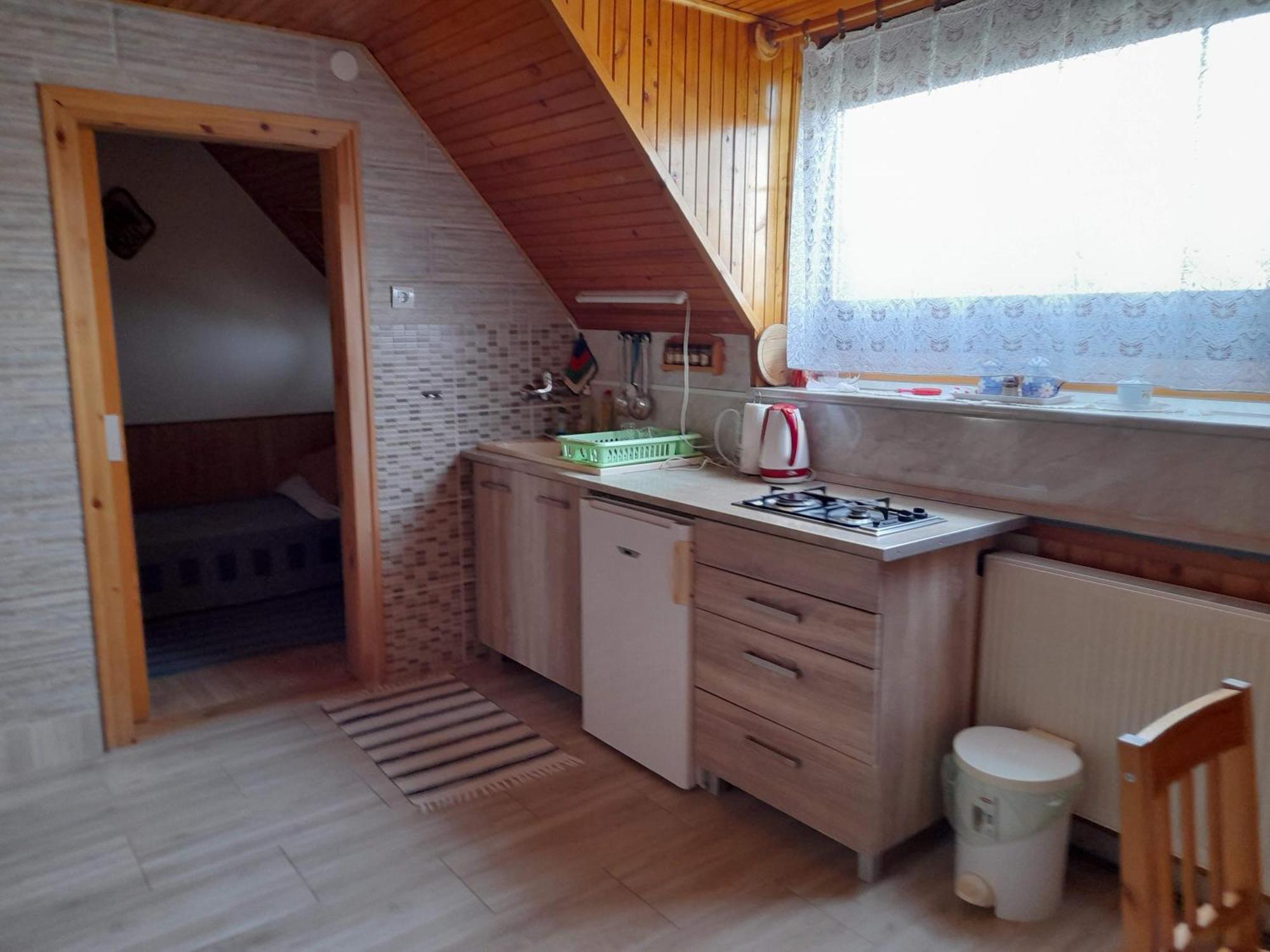 Harmonia Vendeghaz 100 Meterre Az Igali Gyogyfuerdotol Appartement Buitenkant foto