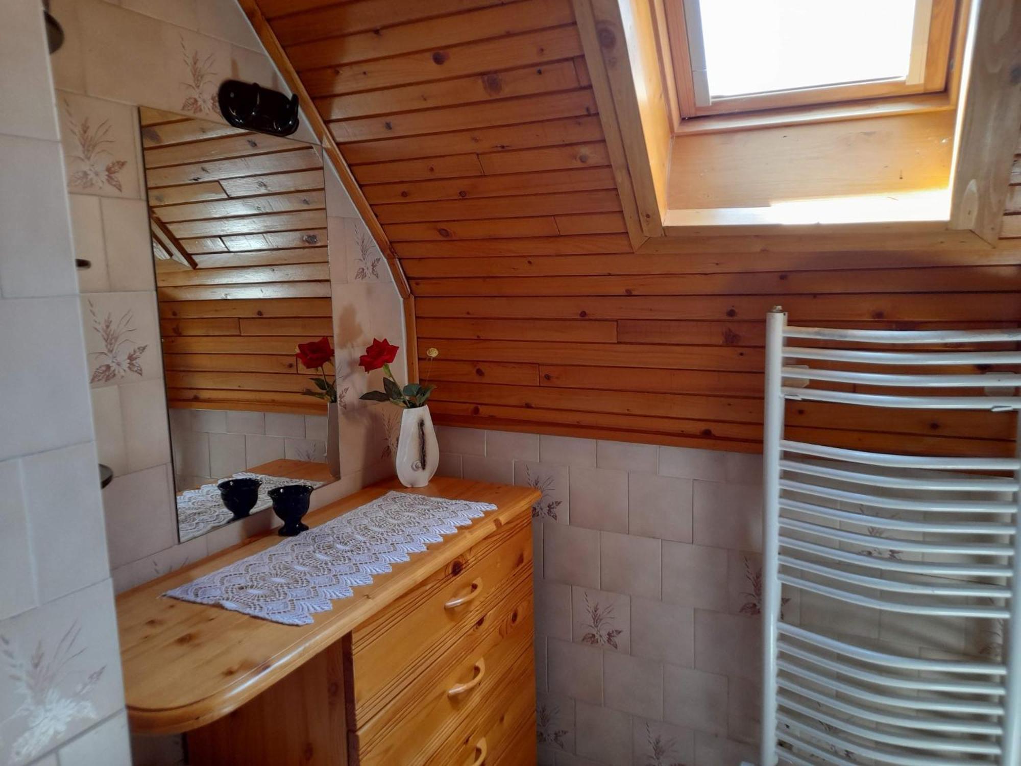 Harmonia Vendeghaz 100 Meterre Az Igali Gyogyfuerdotol Appartement Buitenkant foto